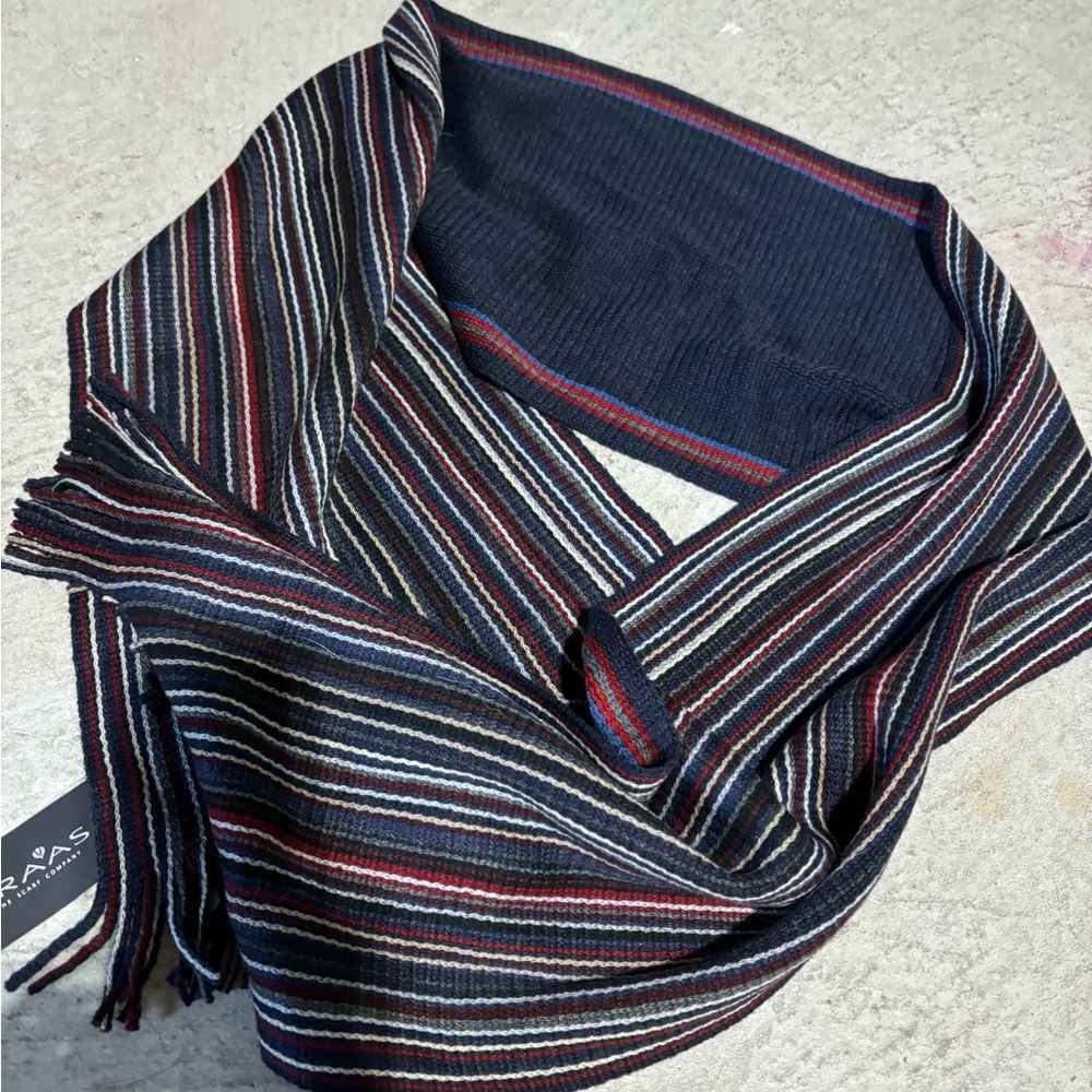 Men’s FRAAS scarf.  NWT